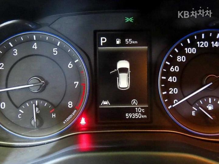 Hyundai Kona 1.6 Gasoline Turbo 2WD Modern 10