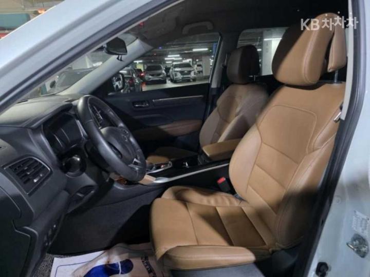 Renault QM6 2.0 LPe 2WD RE Signature 9