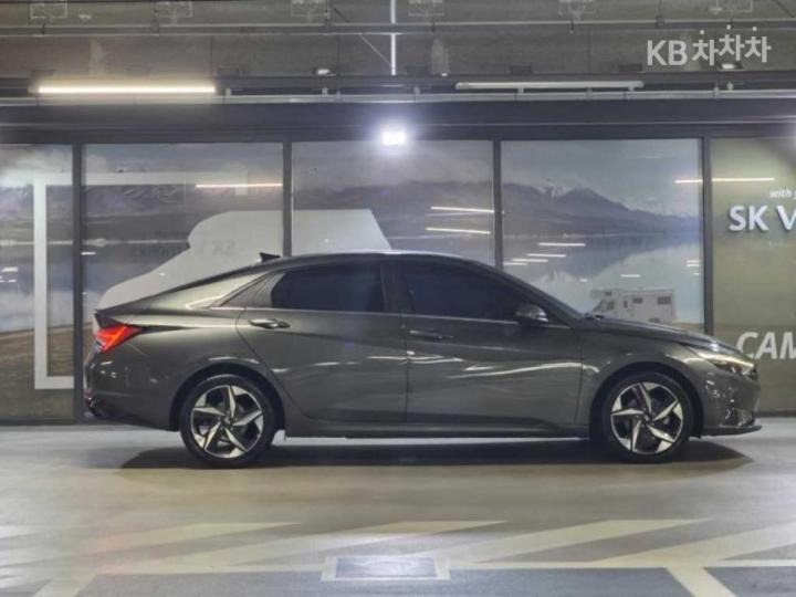 Hyundai Avante CN7 1.6 Gasoline Inspiration 4