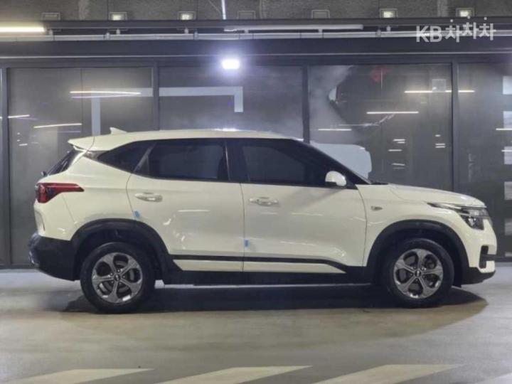 Kia Seltos 1.6 Gasoline Turbo 2WD Trendy 4