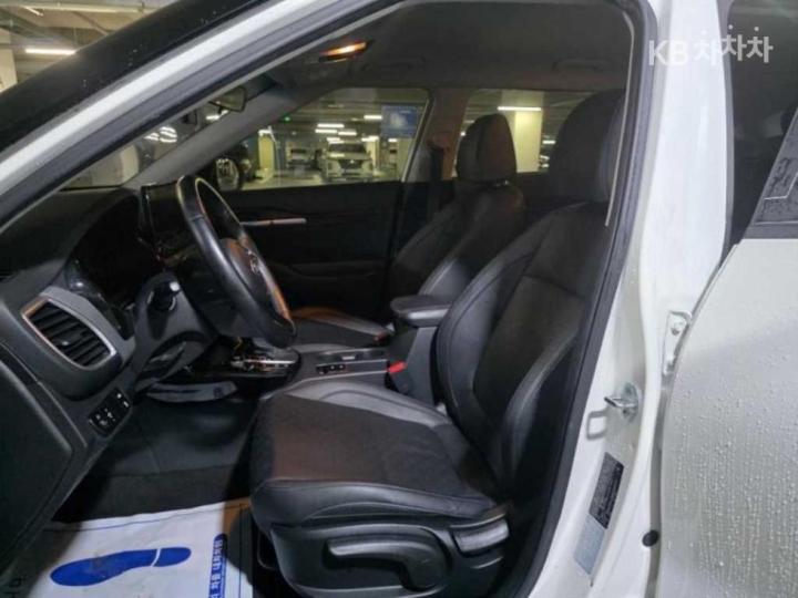 Kia Seltos 1.6 Gasoline Turbo 2WD Trendy 8