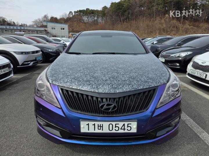 Hyundai Grandeur HG HG220 Diesel Premium 3