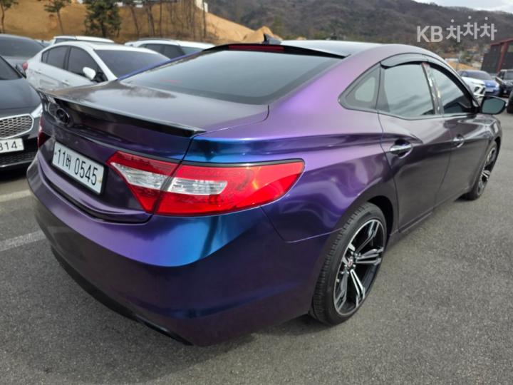 Hyundai Grandeur HG HG220 Diesel Premium 5