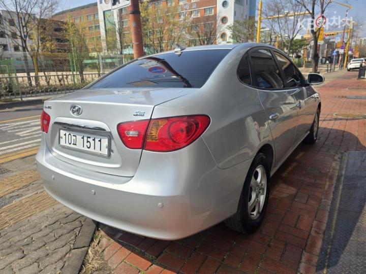 Hyundai Avante HD 1.6 VVT E16 DELUXE 5