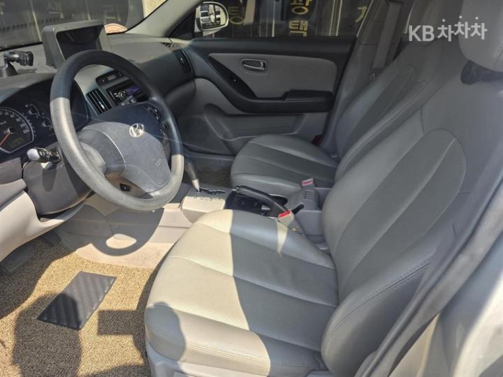 Hyundai Avante HD 1.6 VVT E16 DELUXE 7