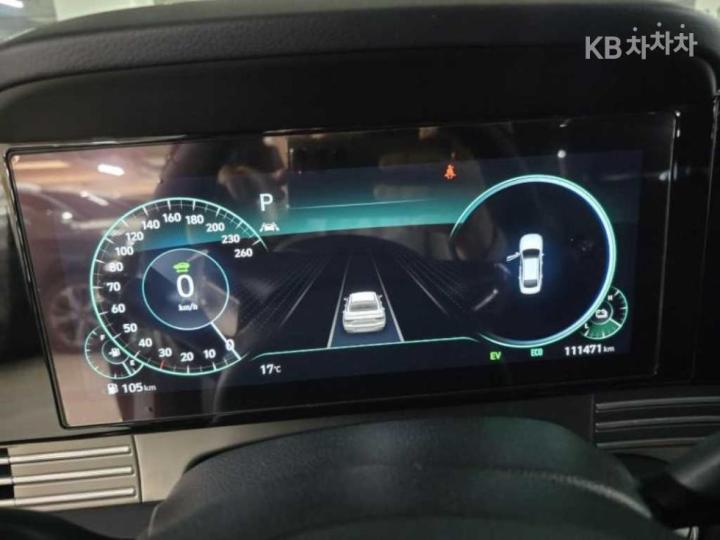 Hyundai Grandeur Hybrid 2.4 Exclusive 10