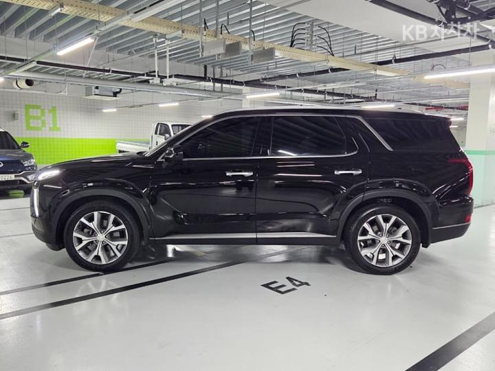 Hyundai Palisade 2.2 Diesel Prestige 8