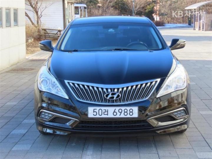Hyundai Grandeur HG HG300 Premium Collection
