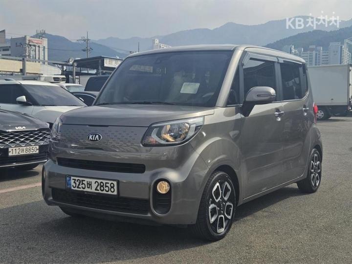 Kia Ray 1.0 Gasoline Signature 3