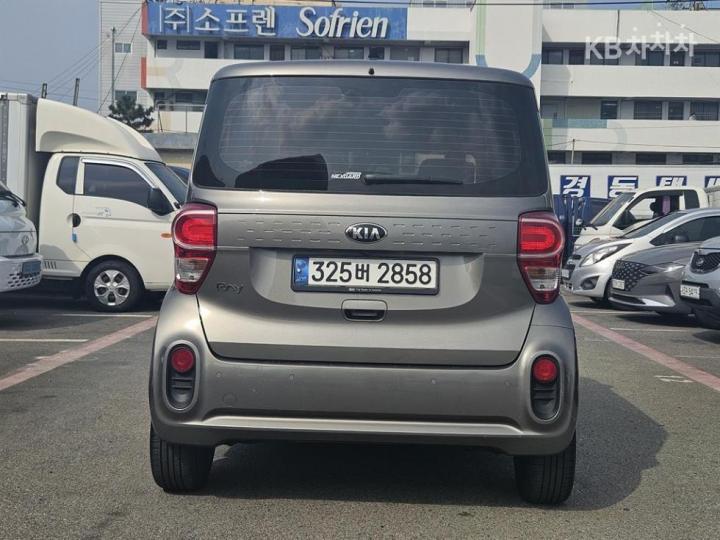 Kia Ray 1.0 Gasoline Signature 5