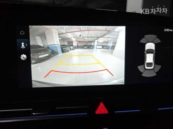 Hyundai Avante CN7 1.6 Gasoline Modern 10