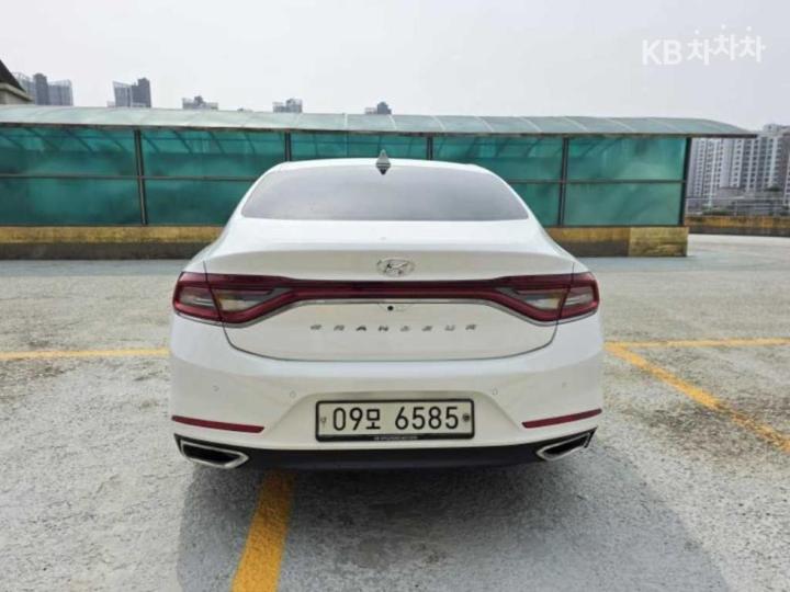 Hyundai Grandeur IG 2.4 Premium Special 4