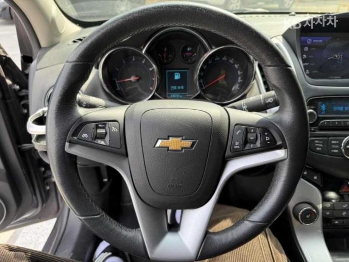 Chevrolet Cruze 1.4 Turbo LT Deluxe Pack 9