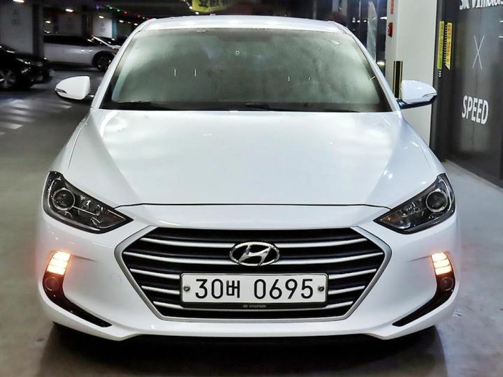 Hyundai Avante AD 1.6 GDi Smart 3