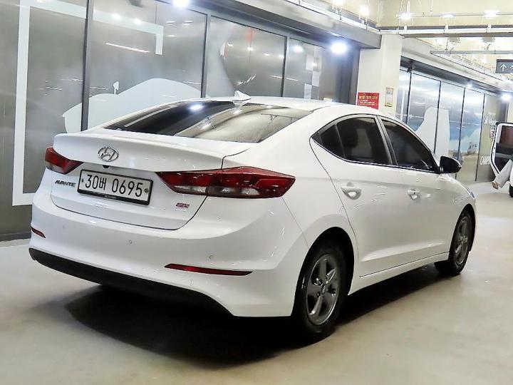 Hyundai Avante AD 1.6 GDi Smart 5