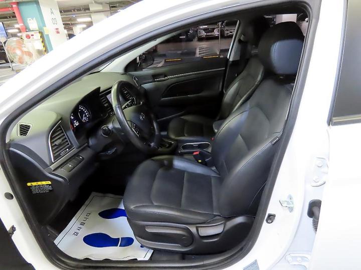 Hyundai Avante AD 1.6 GDi Smart 7