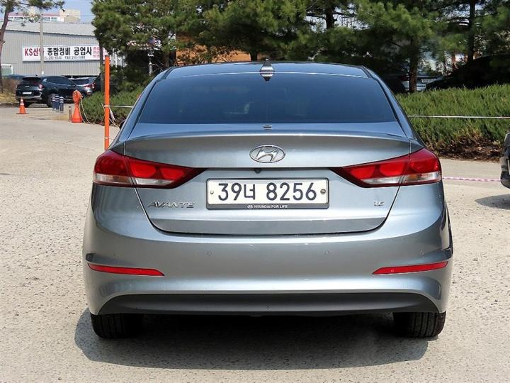 Hyundai Avante AD 1.6 GDi Value Plus 5