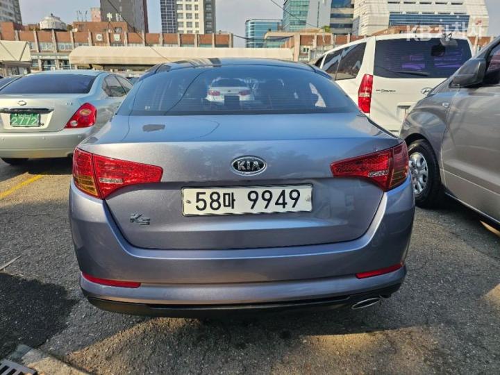 Kia K5 2.0 LPI Smart 8