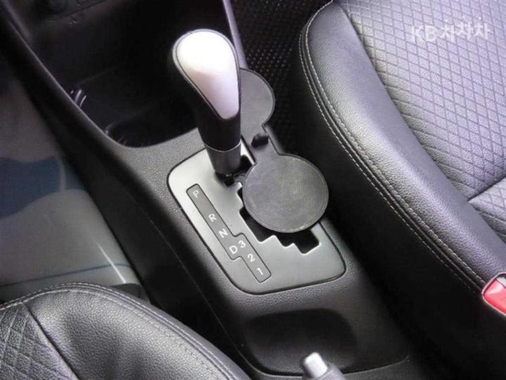 Kia Morning Deluxe Trendy 7