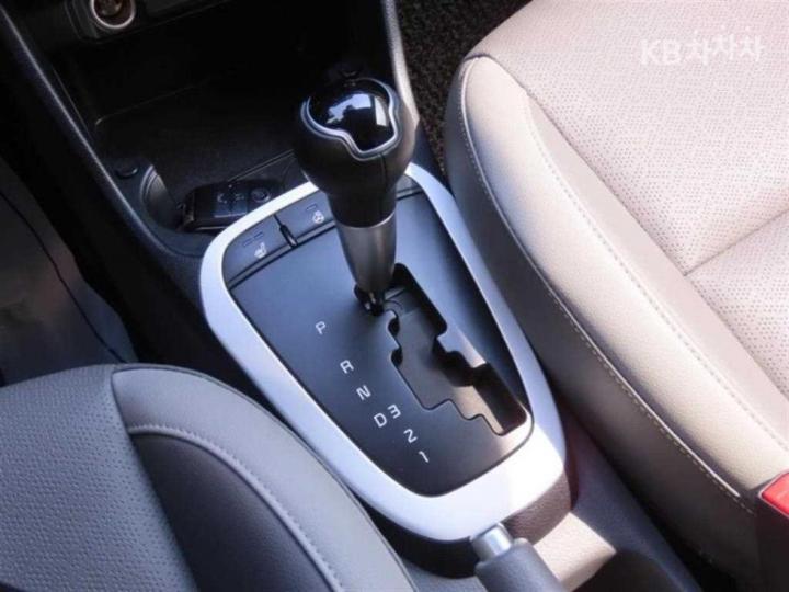 Kia Morning JA Prestige 7