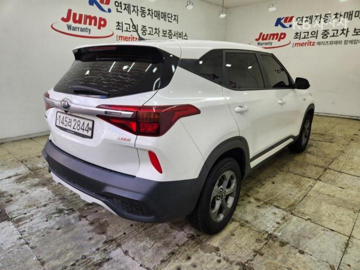 Kia Seltos 1.6 Gasoline Turbo 2WD Trendy 5