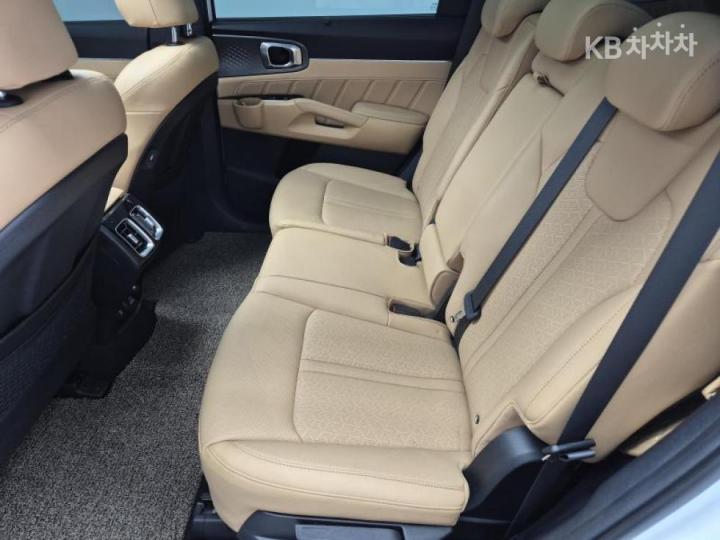 Kia Sorento Hybrid 1.6 HEV Noblesse 10