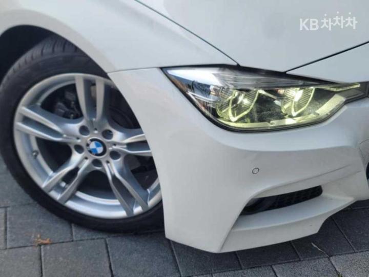 BMW 3 Series New 330i F30 M Sport 4