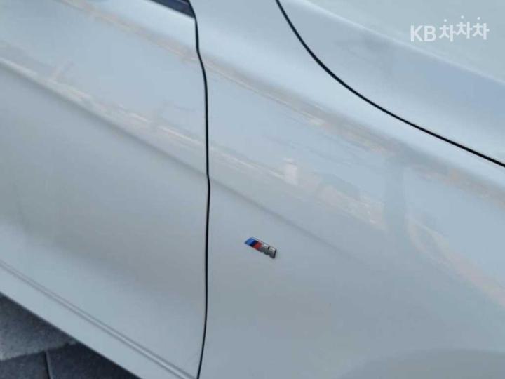 BMW 3 Series New 330i F30 M Sport 6