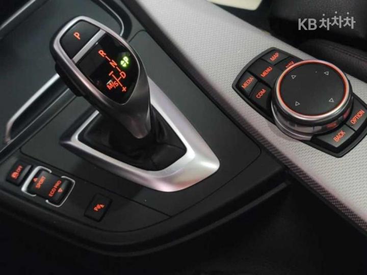 BMW 3 Series New 330i F30 M Sport 10