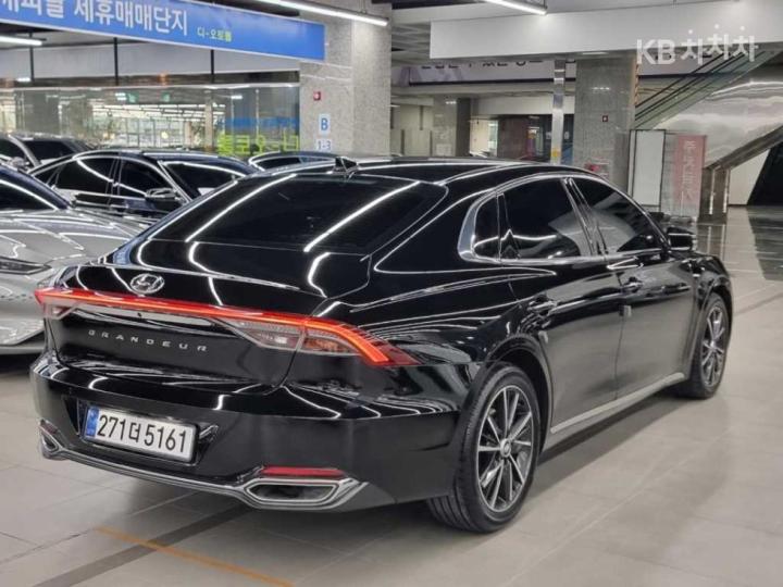 Hyundai Grandeur 2.5 LeBlanc 7