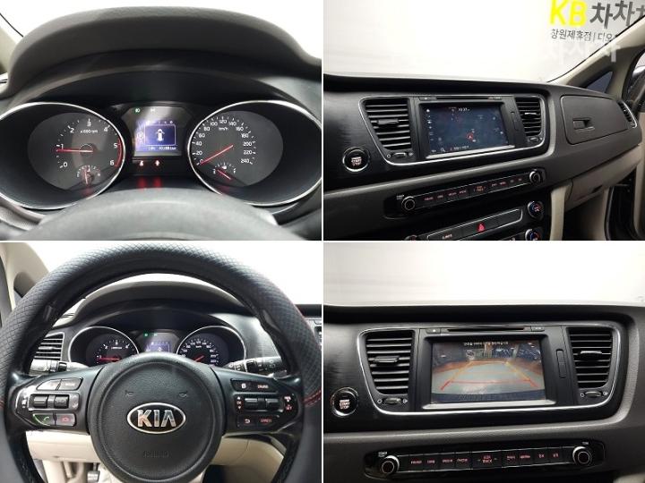 Kia Carnival 2.2 Diesel Luxury 9