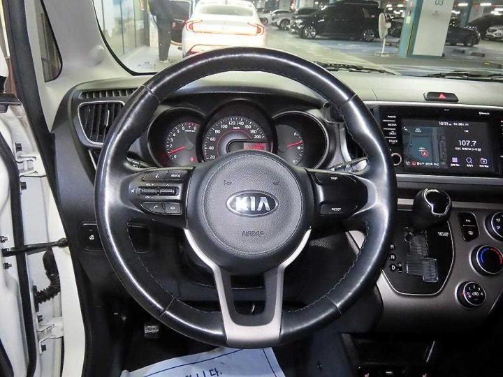 Kia Ray 1.0 Gasoline Luxury 9