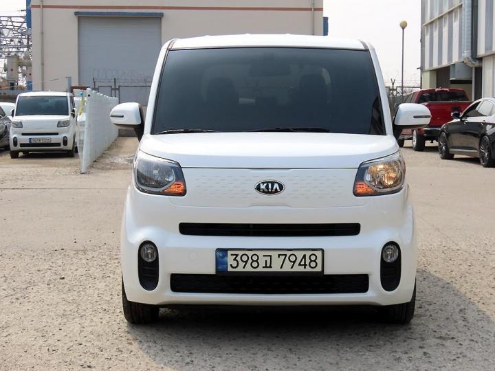 Kia Ray 1.0 Gasoline Luxury