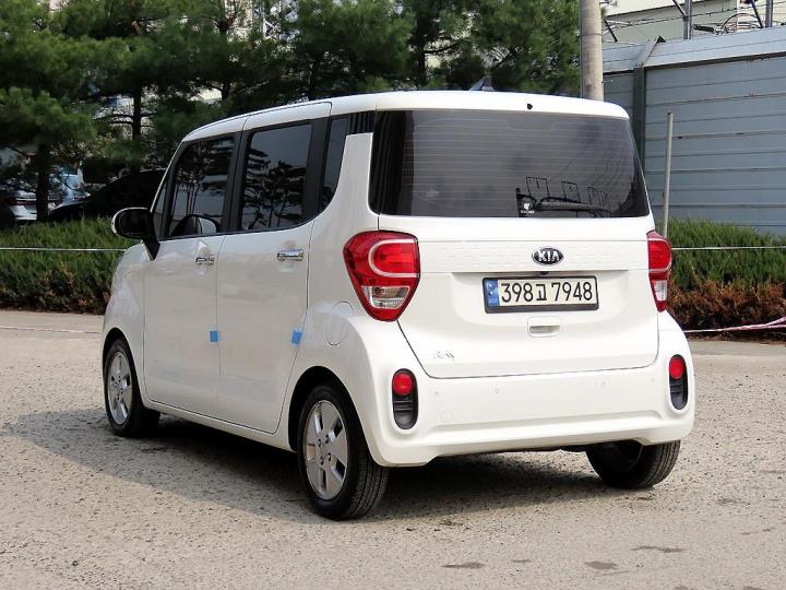 Kia Ray 1.0 Gasoline Luxury 4