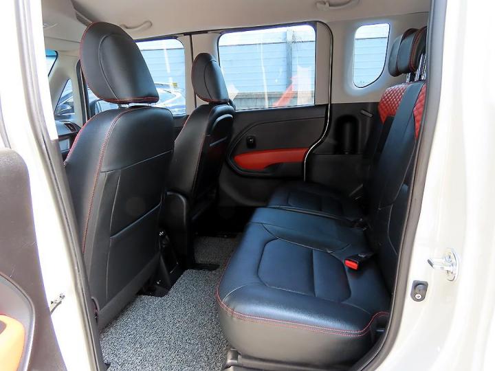 Kia Ray 1.0 Gasoline Prestige 7