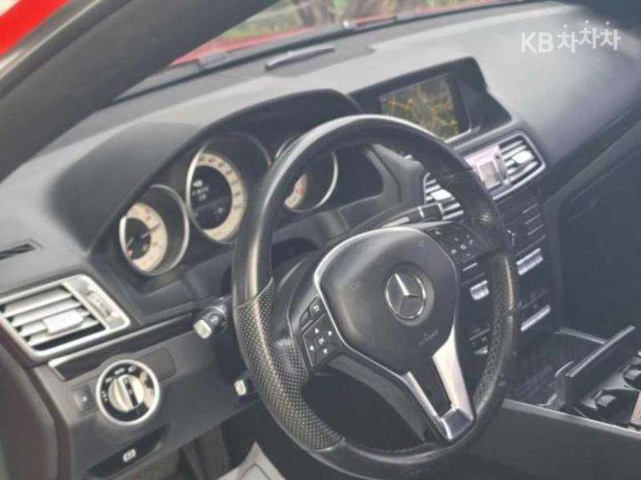 Mercedes-Benz E-Class New E200 Cabriolet A207 5