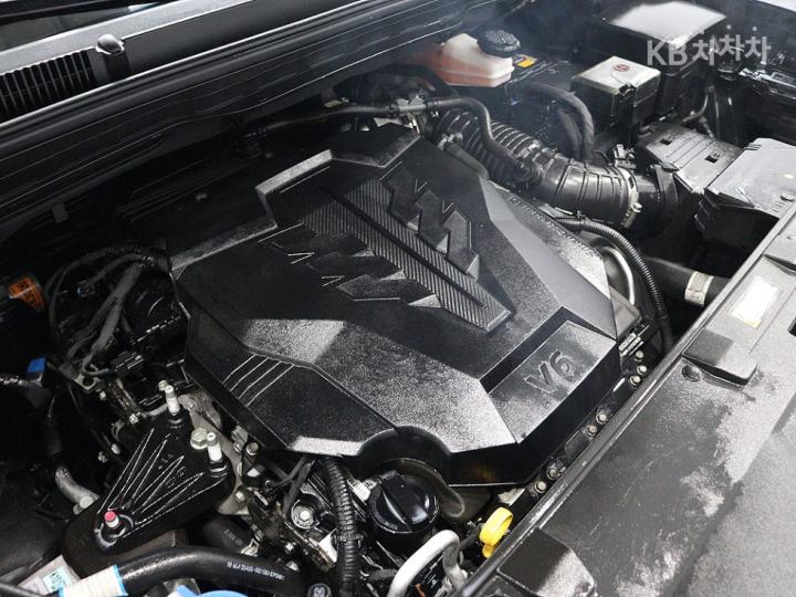 Kia Carnival G3.5 GDI Noblesse 7