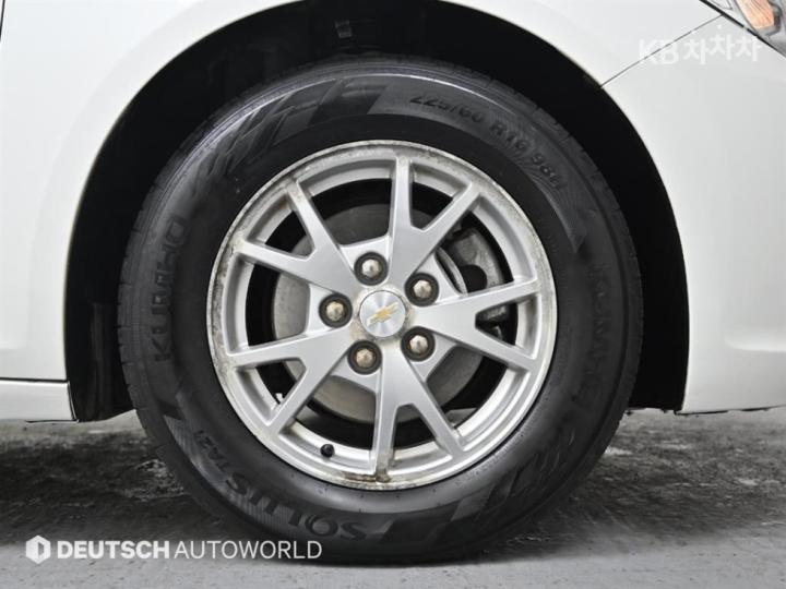 Chevrolet Malibu 2.0 LTZ Deluxe Pack Black Wheel 6