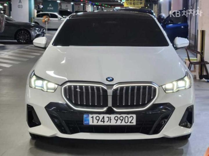 BMW 5 Series New G60 530i xDrive M Sport 3