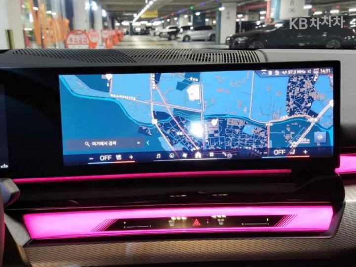 BMW 5 Series New G60 530i xDrive M Sport 10