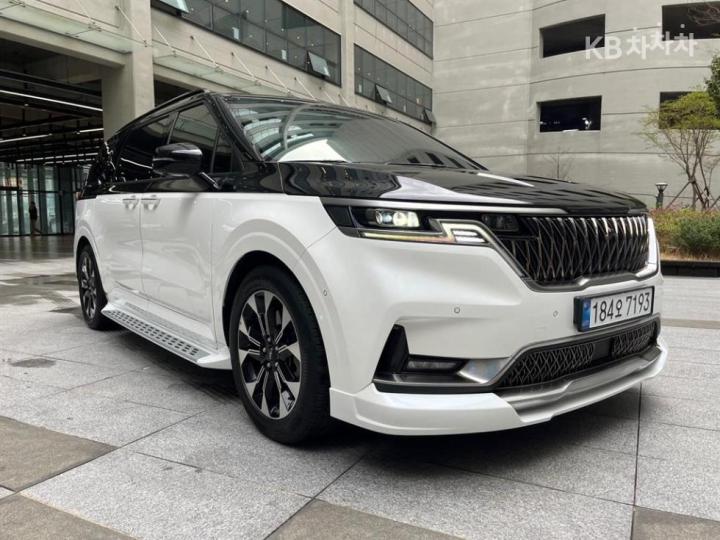 Kia Carnival G3.5 GDI Signature 7