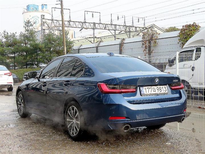 BMW 3 Series G20 320i Base Type 4