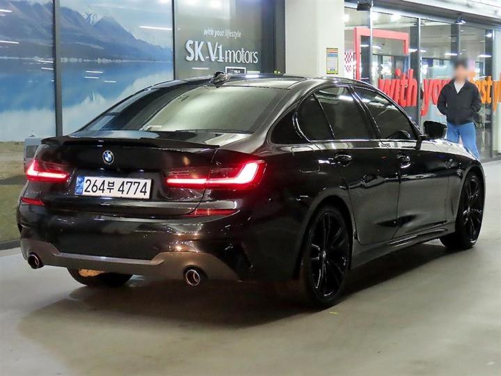 BMW 3 Series G20 320i M Sport Black Suit Edition 5