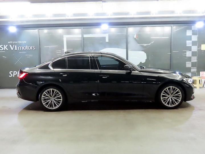 BMW 3 Series G20 320i Luxury 4