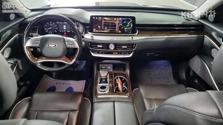 Kia K9 The 3.8 GDI Platinum II 8