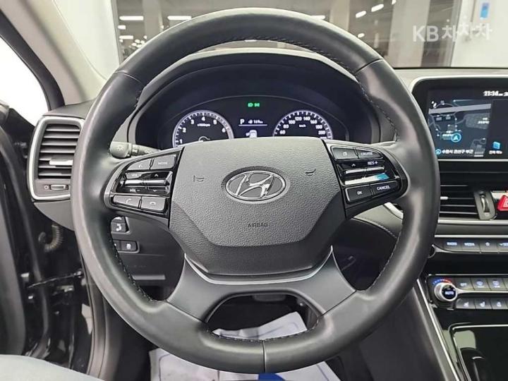 Hyundai Grandeur IG 3.0 Premium 10