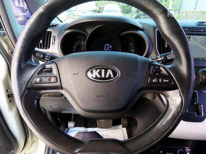 Kia Ray 1.0 Gasoline Prestige 9