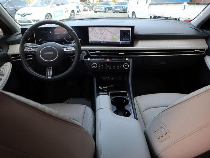 Hyundai Sonata The Edge Hybrid DN8 2.0 HEV Inspiration 6