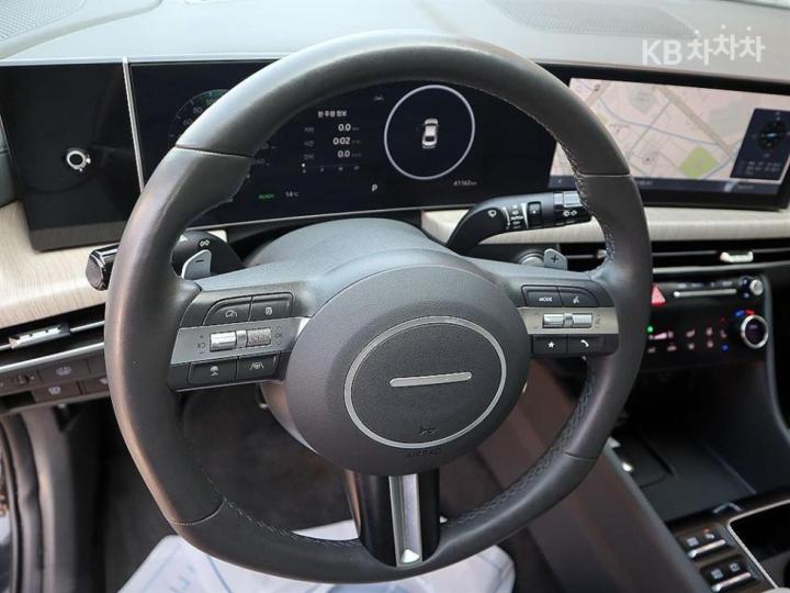 Hyundai Sonata The Edge Hybrid DN8 2.0 HEV Inspiration 9