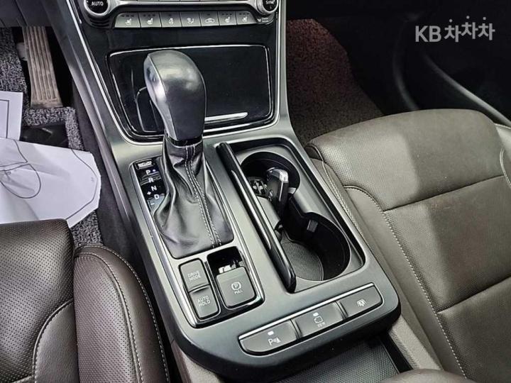 Hyundai Grandeur IG 3.0 Exclusive Special 9